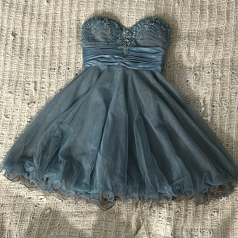 Bloomingdale’s Cinderella Prom Gown Dress